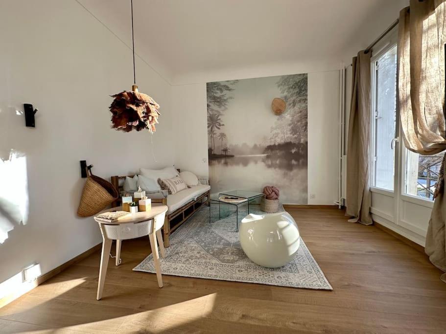 Le Lutz Apartamento Nîmes Exterior foto